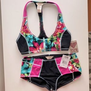 TYR 2 piece swimsuit
